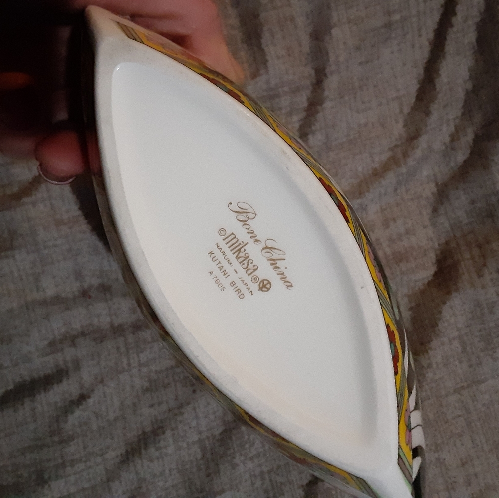 Bone China Vase, Japanese Inspo. - Picture 8 of 8